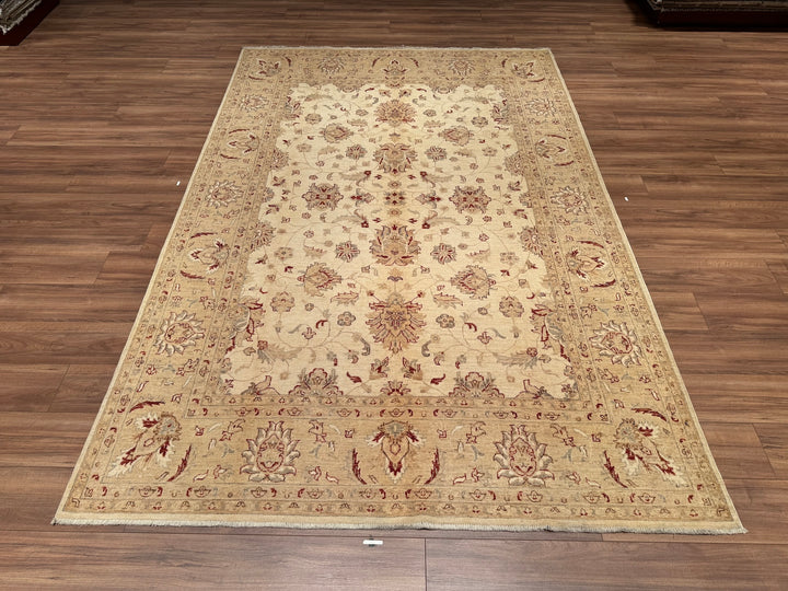 Uşak Original Hand Woven Beige Vegetable Dyed Wool Carpet 199x300 5.97 Square Meters - 7x10 ft