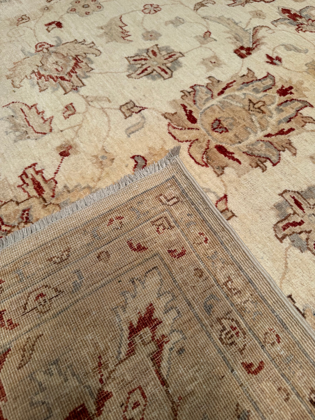 Uşak Original Hand Woven Beige Vegetable Dyed Wool Carpet 199x300 5.97 Square Meters - 7x10 ft