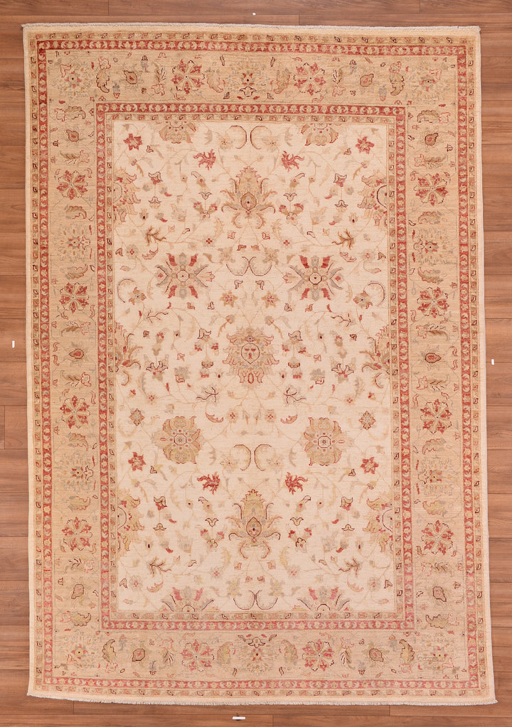 Uşak Original Hand Woven Beige Vegetable Dyed Wool Carpet 202x296 5.98 Square Meters - 7x10 ft