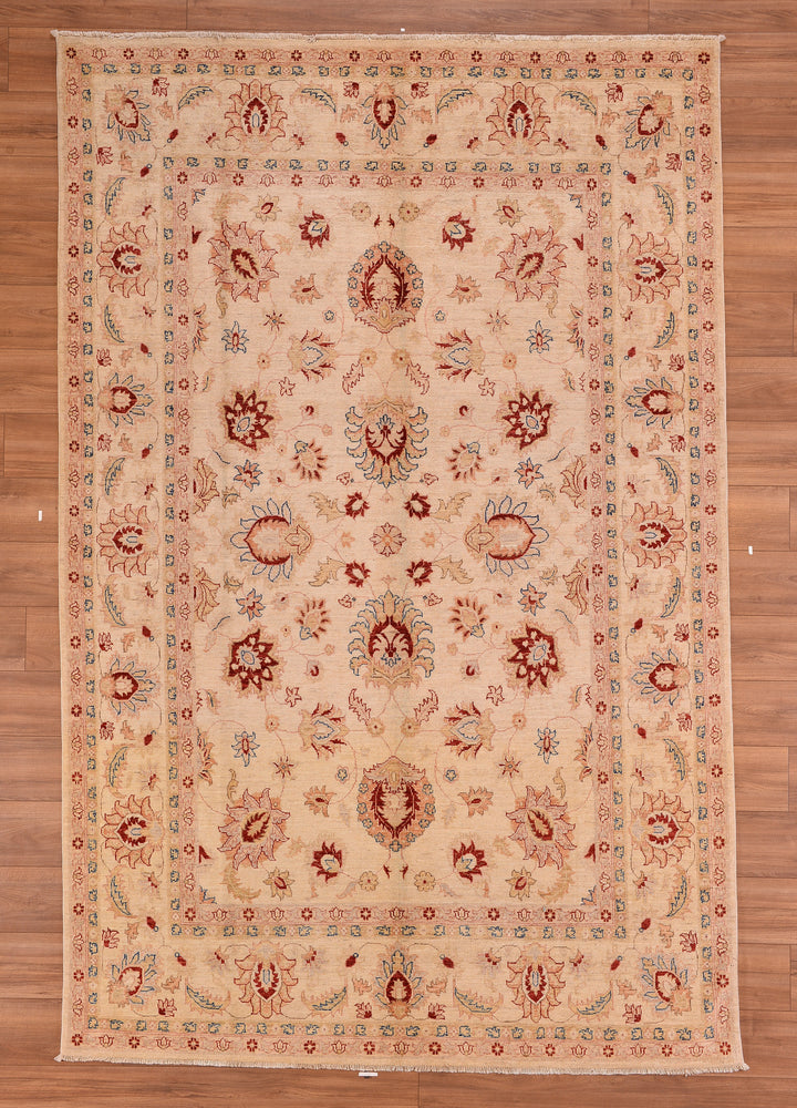 Uşak Original Hand Woven Beige Vegetable Dyed Wool Carpet 199x304 6.05 Square Meters - 7x10 ft