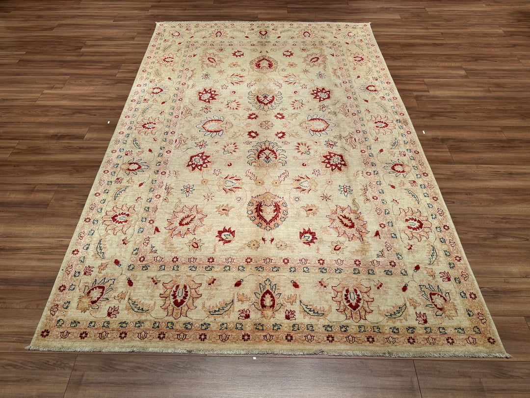 Uşak Original Hand Woven Beige Vegetable Dyed Wool Carpet 199x304 6.05 Square Meters - 7x10 ft