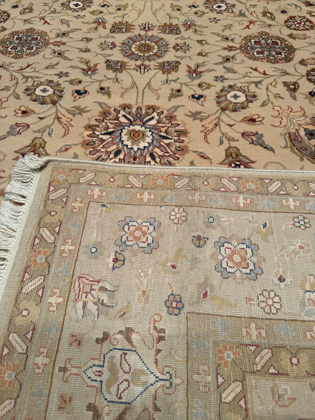 Indian Owl Original Hand Woven Cream Wool Bamboo Carpet 199x298 5.93 Square Meters - 7x10 ft