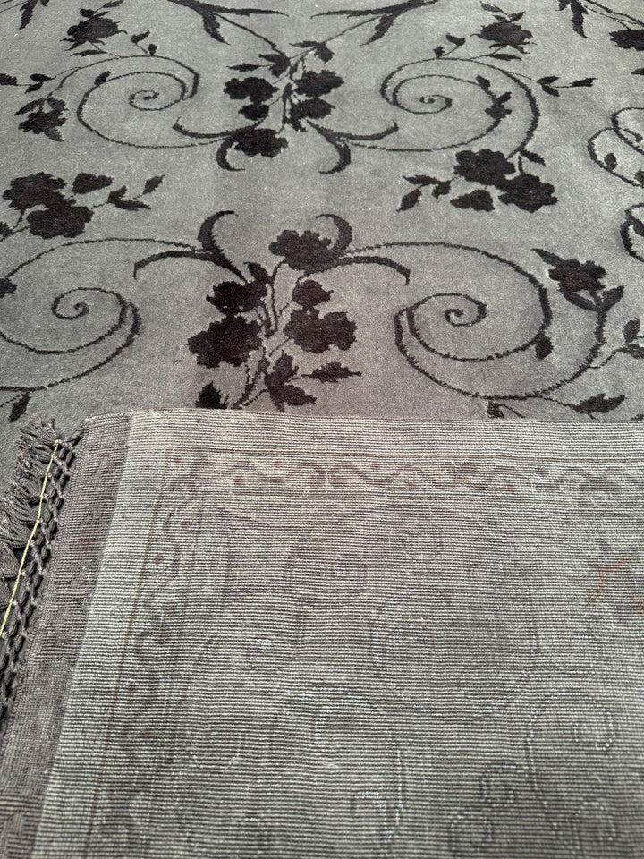 Privat Original Hand Woven Black Wool Silk Carpet 214x305 6.53 Square Meters - 7x10 ft