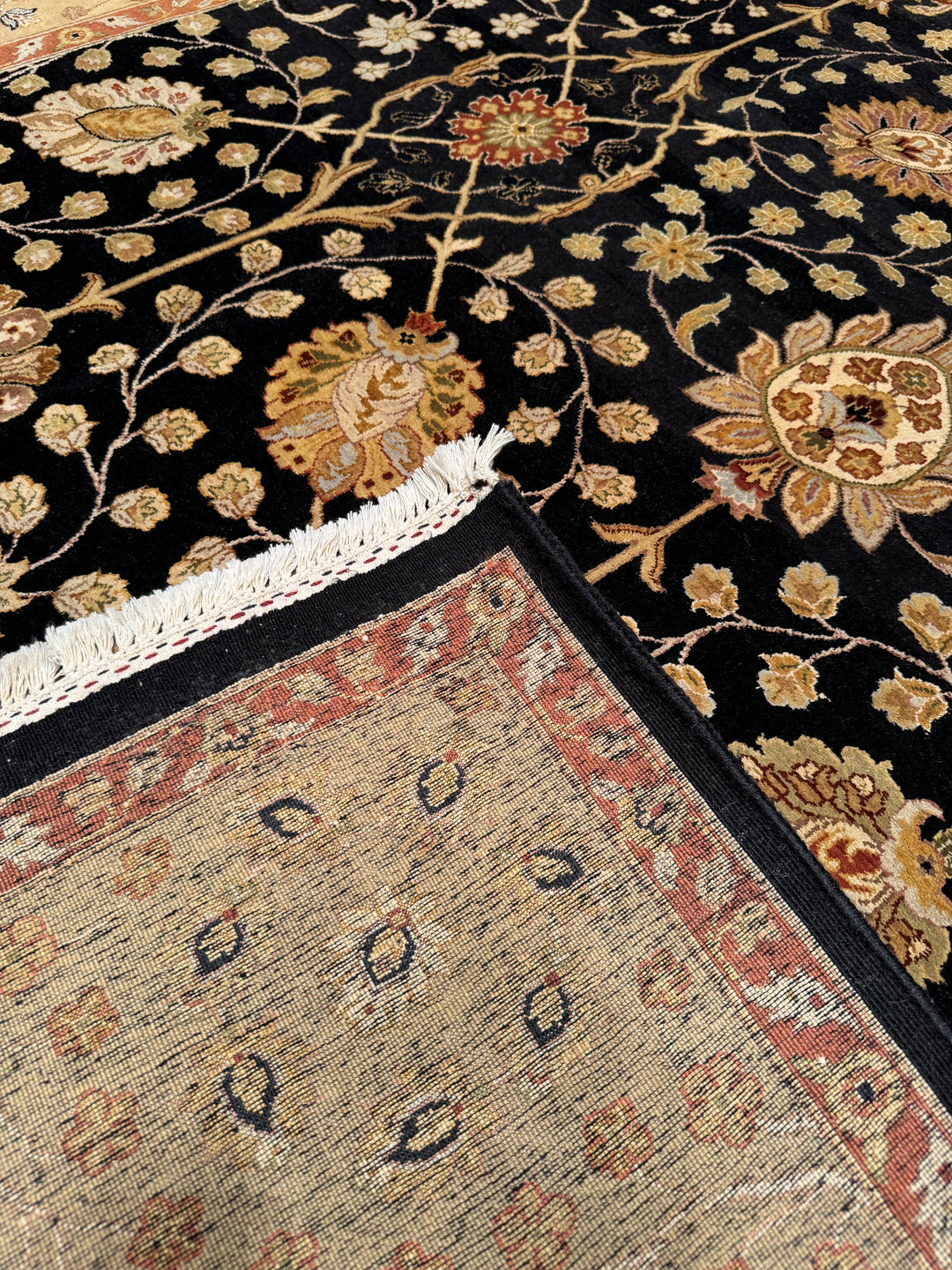 Indian Owl Original Hand Woven Black Cream Wool Silk Carpet 212x296 6.28 Square Meters - 7x10 ft