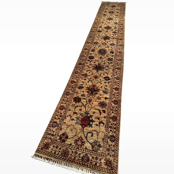 Sultani Binbirgece Uzun Yolluk Orijinal El Dokuması Bej Kök Boya Yün Halı 0.79x488 3.86 Metrekare - 3x13 ft
