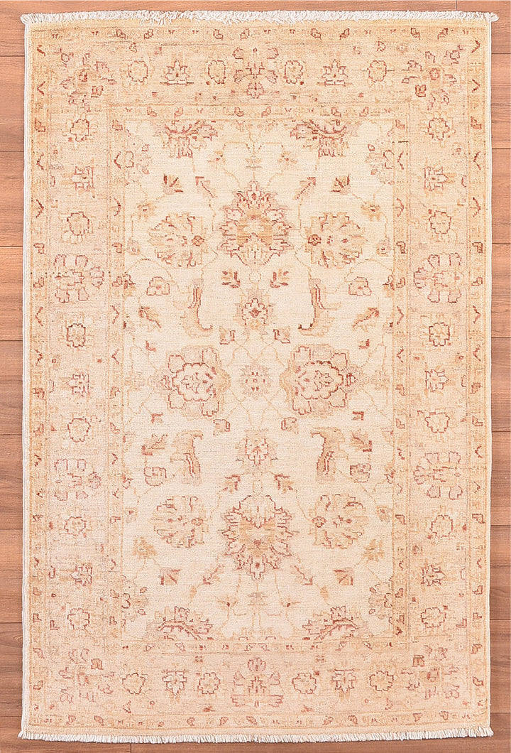 Uşak Original Hand Woven Pastel Vegetable Dyed Wool Carpet 0.94x146 1.37 Square Meters - 3x5 ft