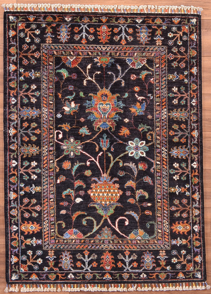 Sultani Çiçekli Orjinal El Dokuması Siyah Kök Boya Yün Halı 103x138 1.42 Metrekare - 3x5 ft