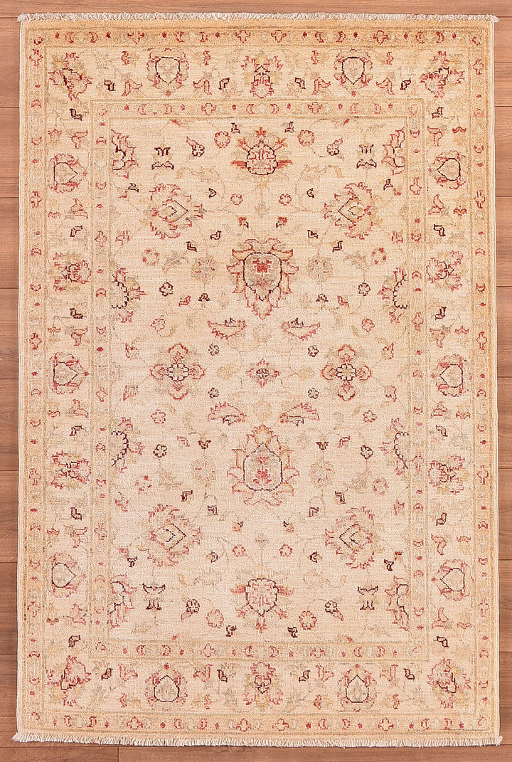 Uşak Original Hand Woven Cream Vegetable Dyed Wool Carpet 101x153 1.55 Square Meters - 3x5 ft