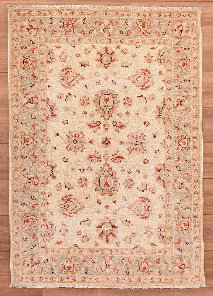 Uşak Original Hand Woven Cream Vegetable Dyed Wool Carpet 105x150 1.58 Square Meters - 3x5 ft