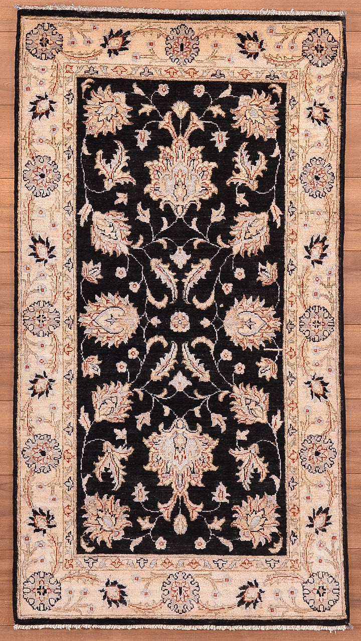 Uşak Original Hand Woven Cream Black Vegetable Dyed Wool Carpet 0.86x159 1.37 Square Meters - 3x5 ft