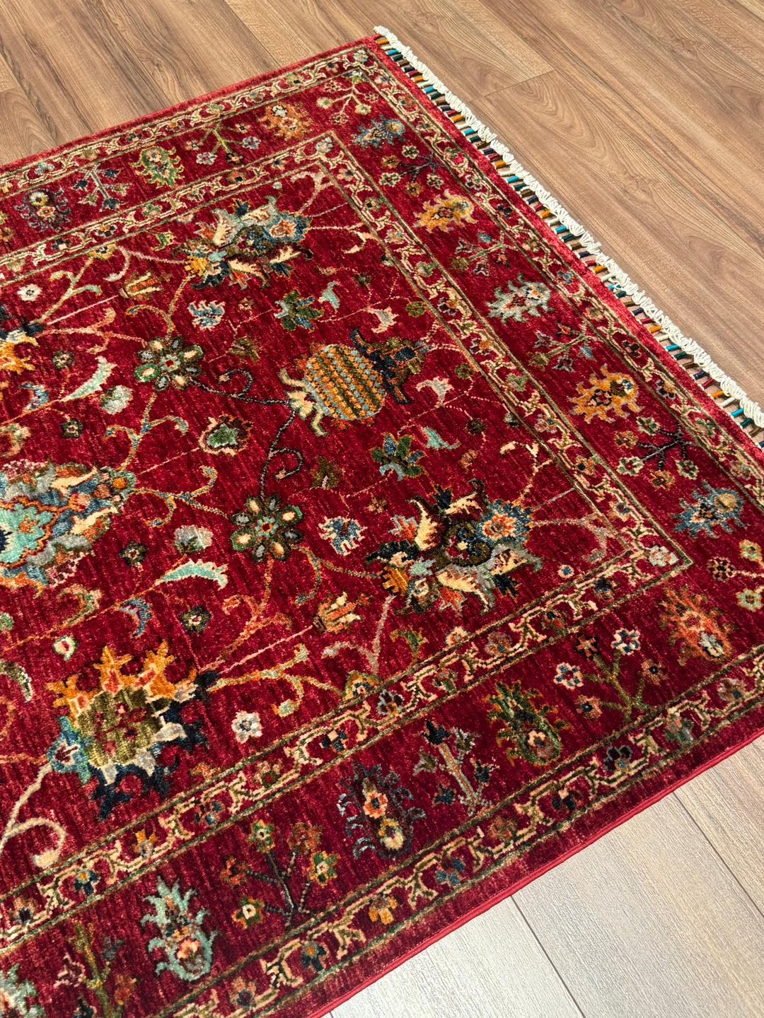 Sultani Binbirgece Orijinal El Dokuması Kırmızı Kök Boya Yün Halı 125x193 2.41 Metrekare - 4x6 ft