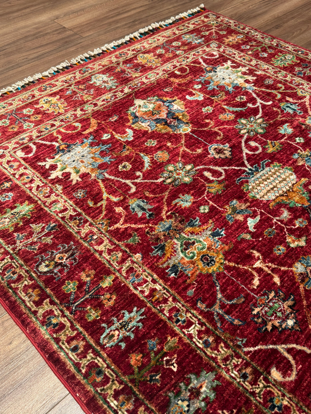 Sultani Binbirgece Orijinal El Dokuması Kırmızı Kök Boya Yün Halı 125x193 2.41 Metrekare - 4x6 ft