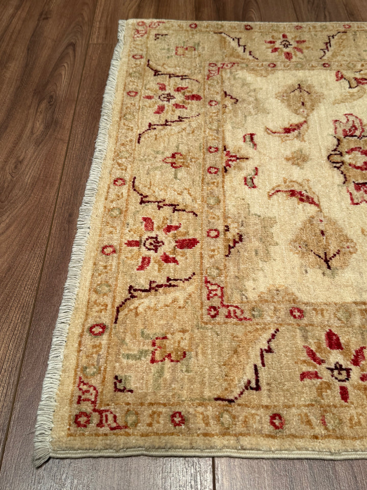 Uşak Original Handwoven Runner Rug, Cream Colored, Vegetable Dyed Wool Carpet, 0.76x200 cm (1.52 square meters) - 3x6 ft 