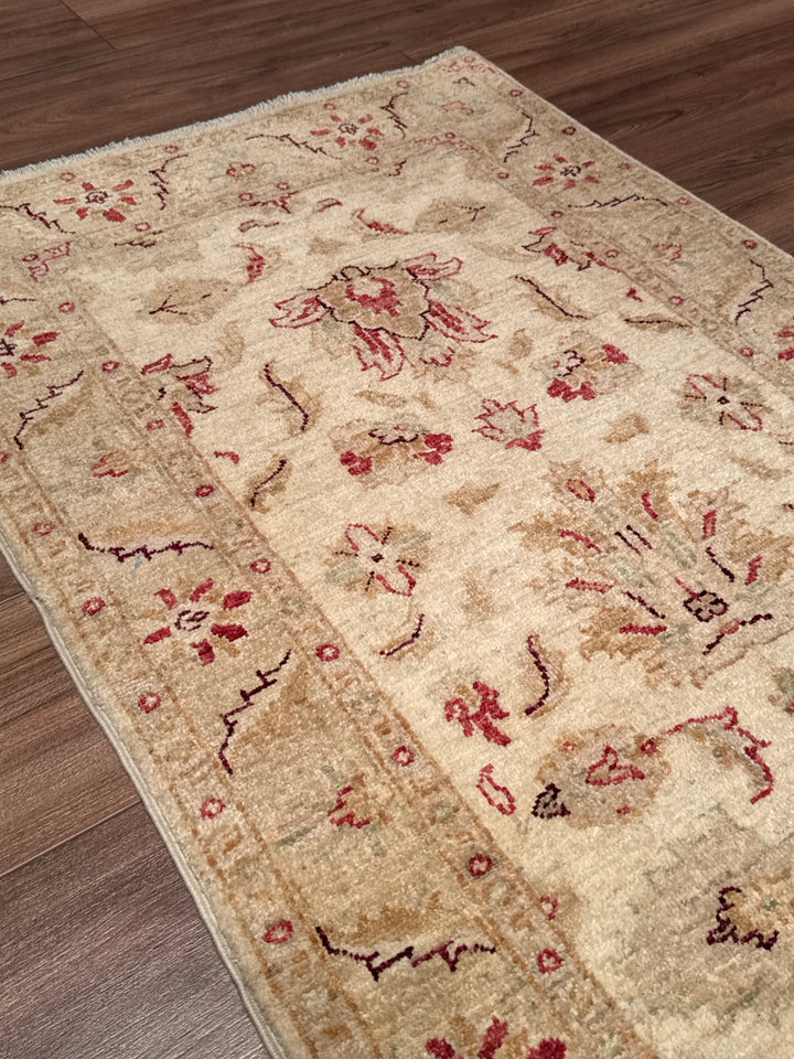 Uşak Original Handwoven Runner Rug, Cream Colored, Vegetable Dyed Wool Carpet, 0.76x200 cm (1.52 square meters) - 3x6 ft 