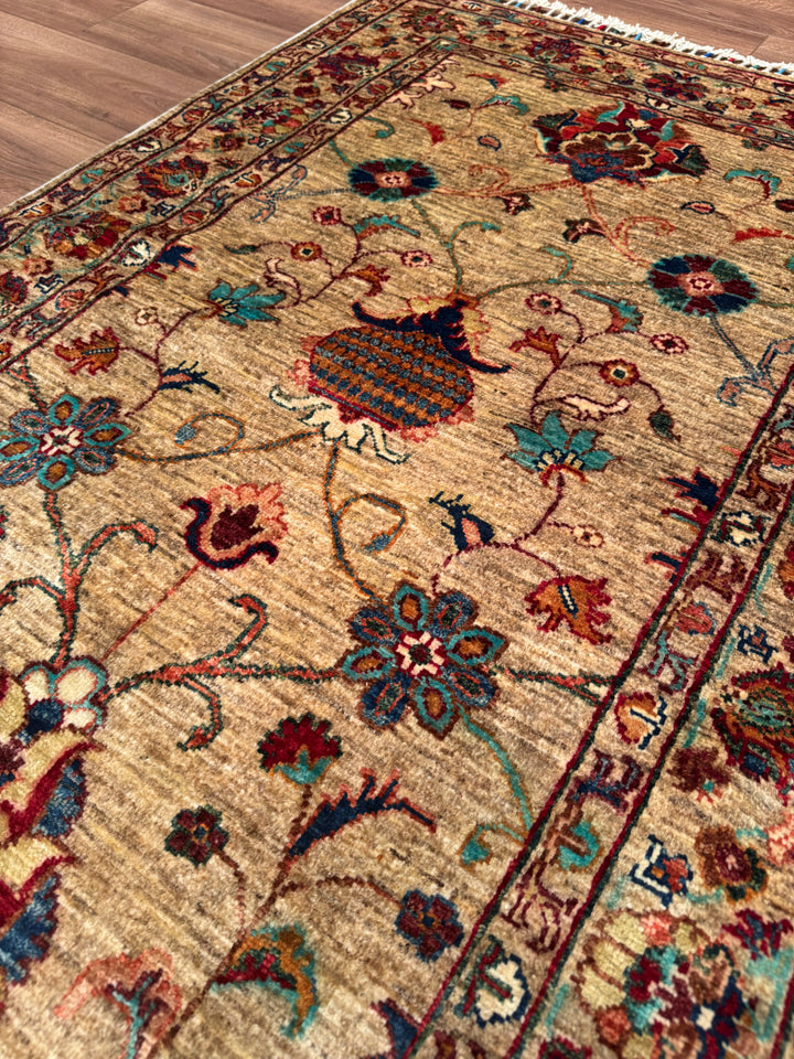 Sultani Floral Original Hand-Woven Beige Vegetable Dyed Wool Carpet 103x162 1.67 Square Meters - 3x5 ft
