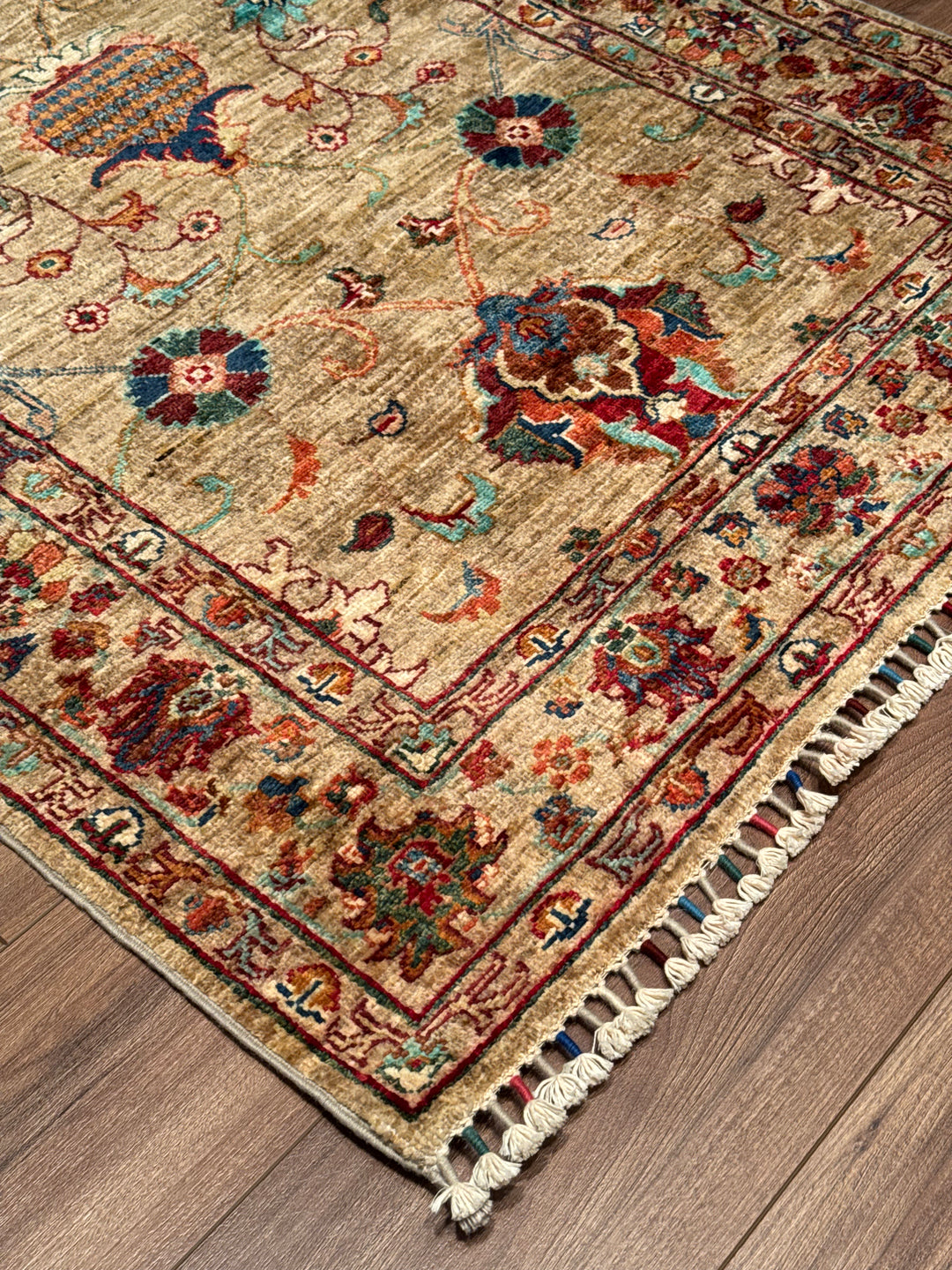 Sultani Floral Original Hand-Woven Beige Vegetable Dyed Wool Carpet 103x162 1.67 Square Meters - 3x5 ft