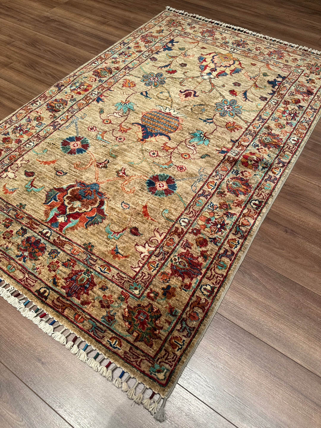 Sultani Floral Original Hand-Woven Beige Vegetable Dyed Wool Carpet 103x162 1.67 Square Meters - 3x5 ft