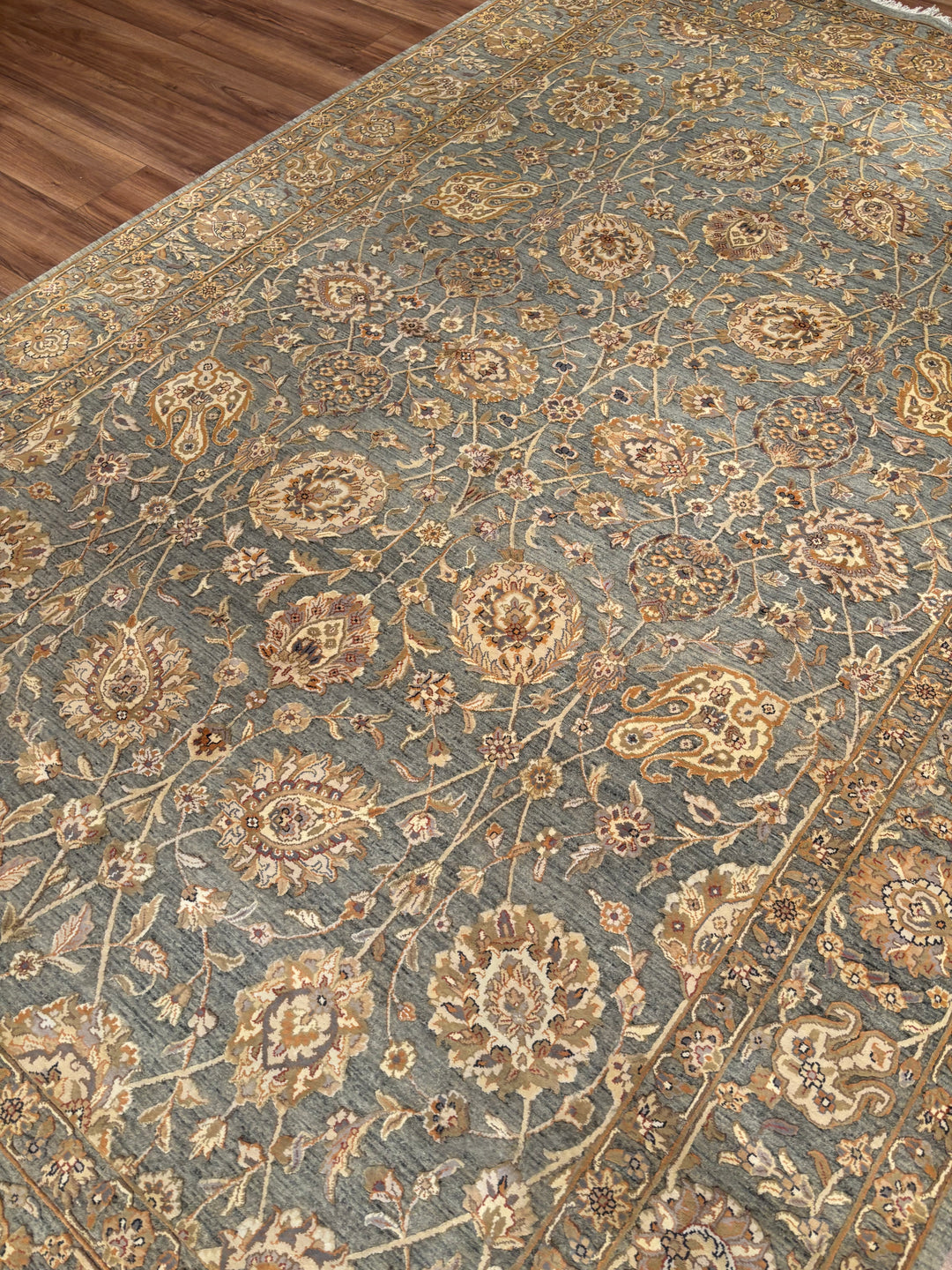 Indian Servant Original Handwoven Grey Beige Wool Bamboo Rug 196x301 cm (5.90 square meters) - 7x10 ft