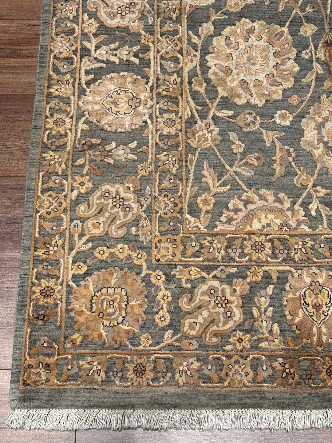 Indian Servant Original Handwoven Grey Beige Wool Bamboo Rug 196x301 cm (5.90 square meters) - 7x10 ft