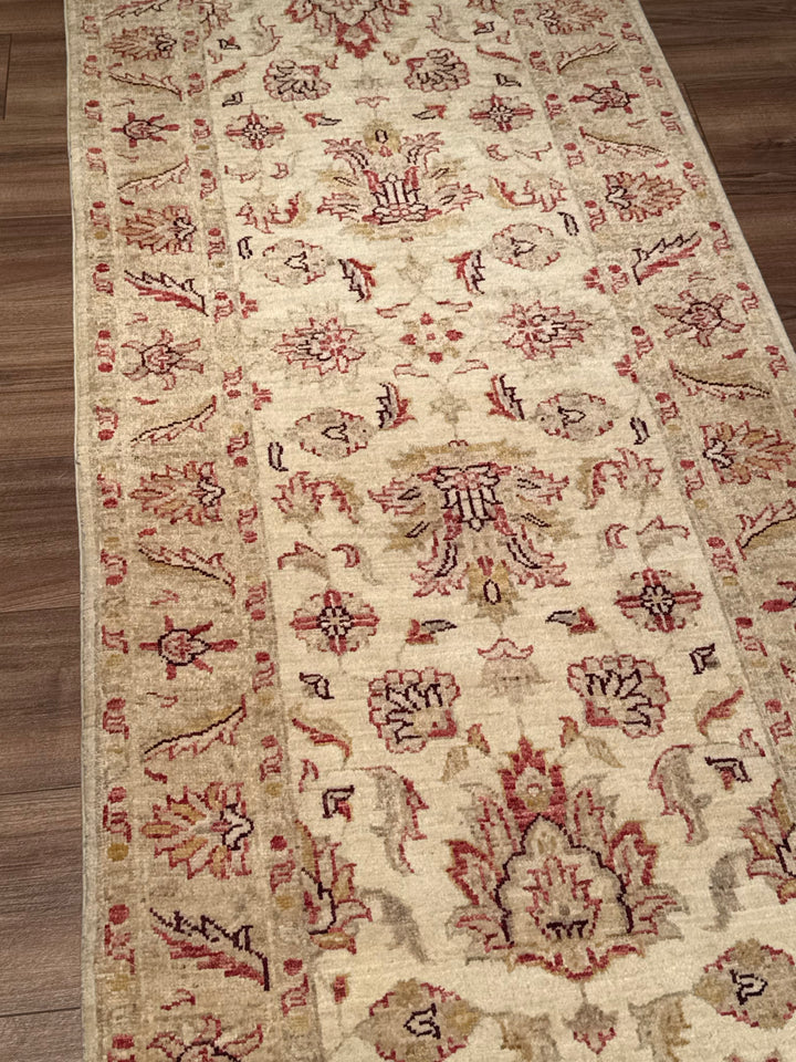 Uşak Original Handwoven Runner Rug, Cream Colored, Vegetable Dyed Wool, 0.78x206 cm (1.61 square meters) - 3x6 ft 