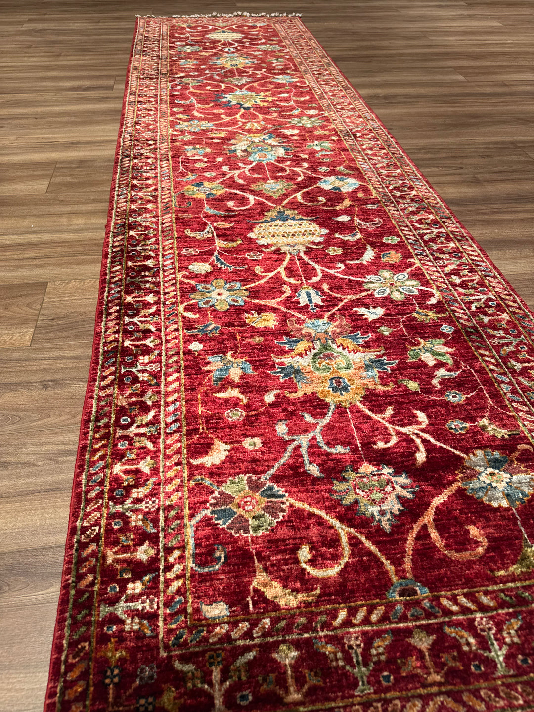 Sultani Binbirgece Yolluk Orijinal El Dokuması Kırmızı Kök Boya Yün Halı 0.84x308 2.59 Metrekare - 3x10 ft