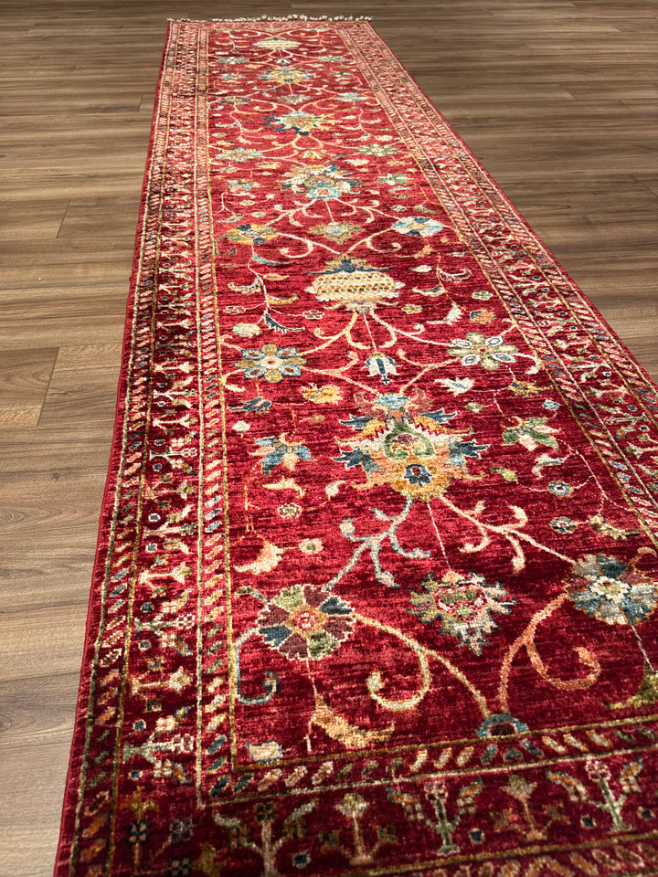 Sultani Binbirgece Yolluk Orijinal El Dokuması Kırmızı Kök Boya Yün Halı 0.84x308 2.59 Metrekare - 3x10 ft