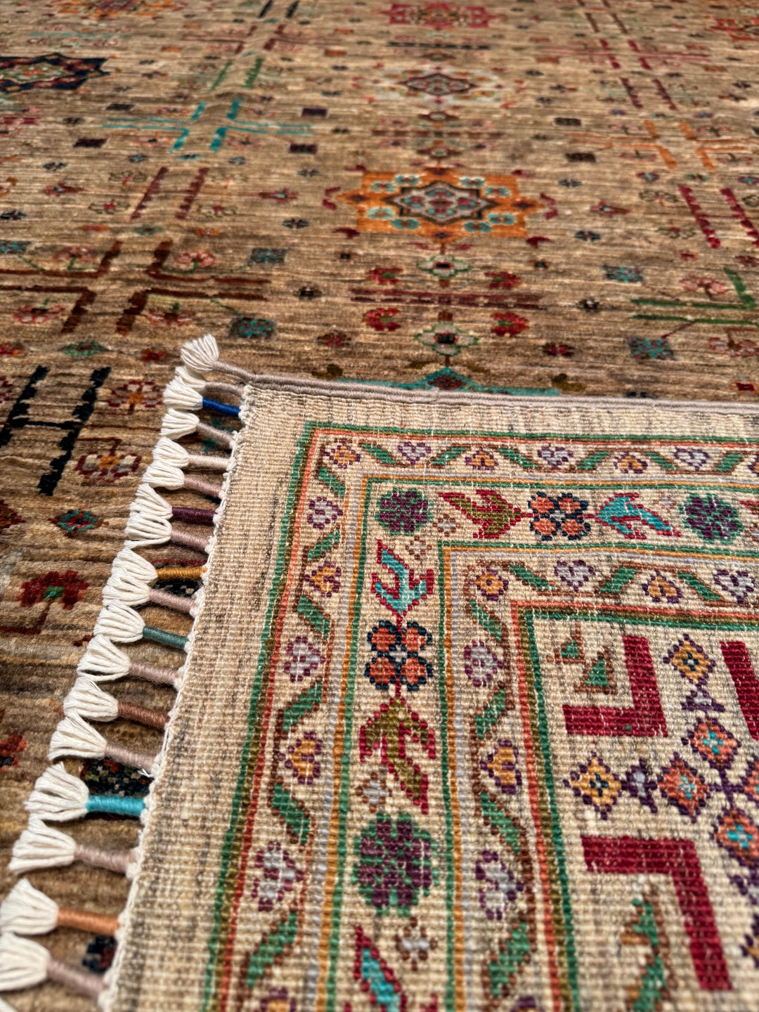 Veziri Bilcik Original Hand Woven Beige Vegetable Dyed Wool Carpet 246x330 8.12 Square Meters - 8x11 ft