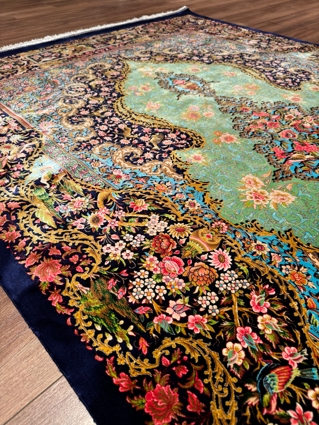 Iranian Classic Patterned Multi-Color Modal Silk Rug 150x225 cm (3.38 square meters - 5x7 ft)