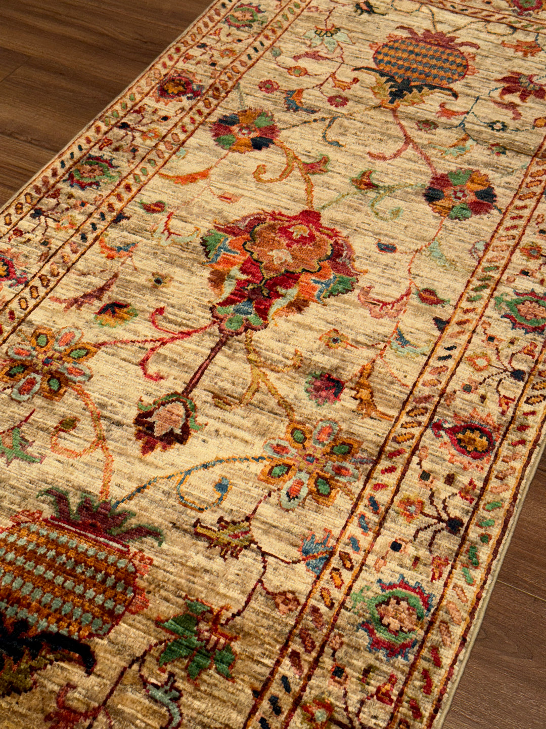 Sultani Binbirgece Yolluk Orijinal El Dokuması Bej Kök Boya Yün Halı 0.77x225 1.73 Metrekare - 3x7 ft