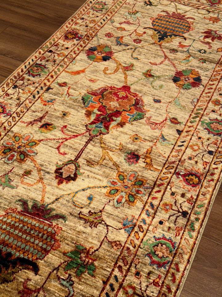 Sultani Binbirgece Yolluk Orijinal El Dokuması Bej Kök Boya Yün Halı 0.77x225 1.73 Metrekare - 3x7 ft