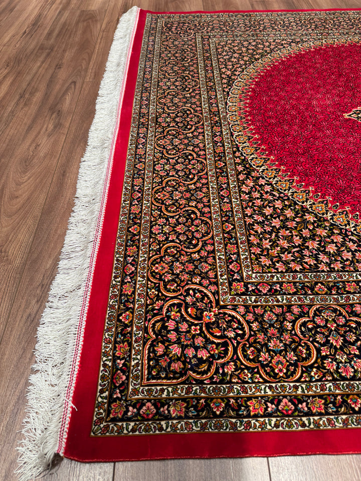 Iranian Medallion Red Modal Silk Rug 150x225 cm (3.38 square meters) - 5x7 ft