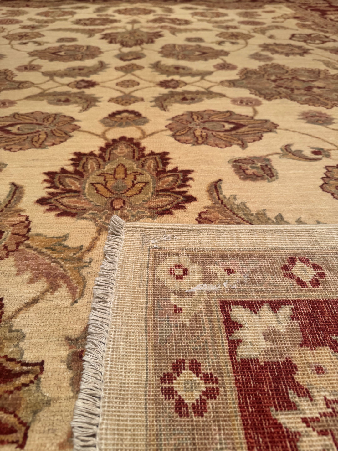 Uşak Original Hand Woven Cream Red Vegetable Dyed Wool Carpet 246x343 8.44 Square Meters - 9x12 ft