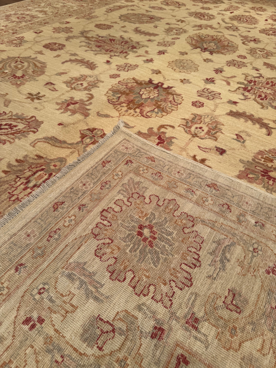 Uşak Original Hand Woven Pastel Vegetable Dyed Wool Carpet 247x346 8.55 Square Meters - 9x12 ft