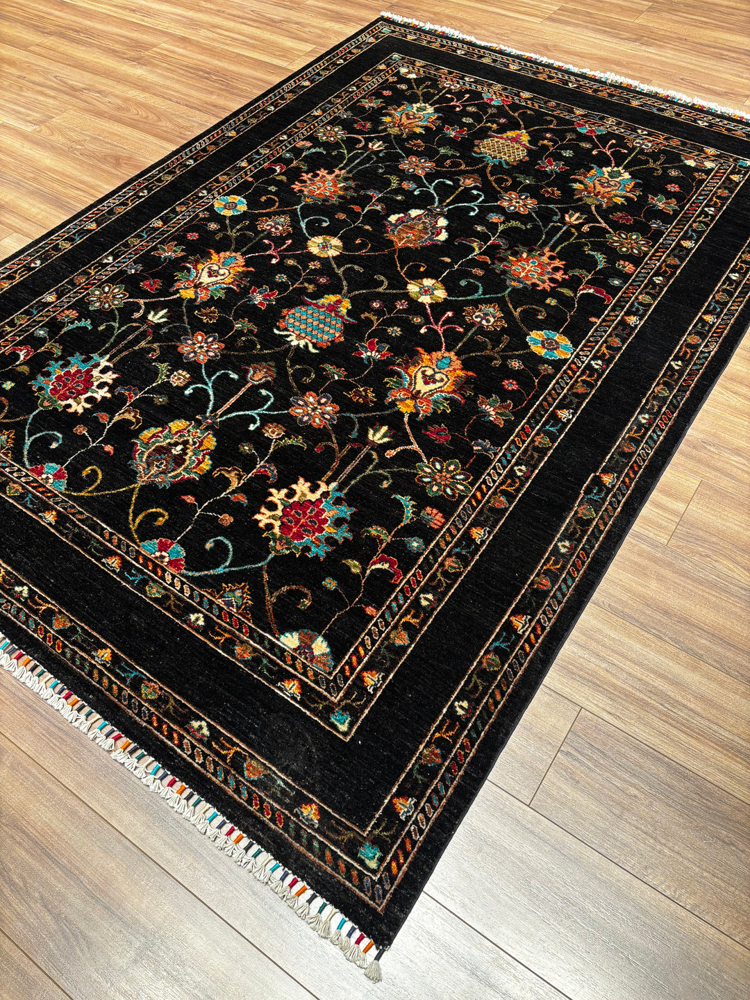 Sultani Binbirgece Orijinal El Dokuması Siyah Kök Boya Yün Halı 172x247 4.25 Metrekare - 6x8 ft