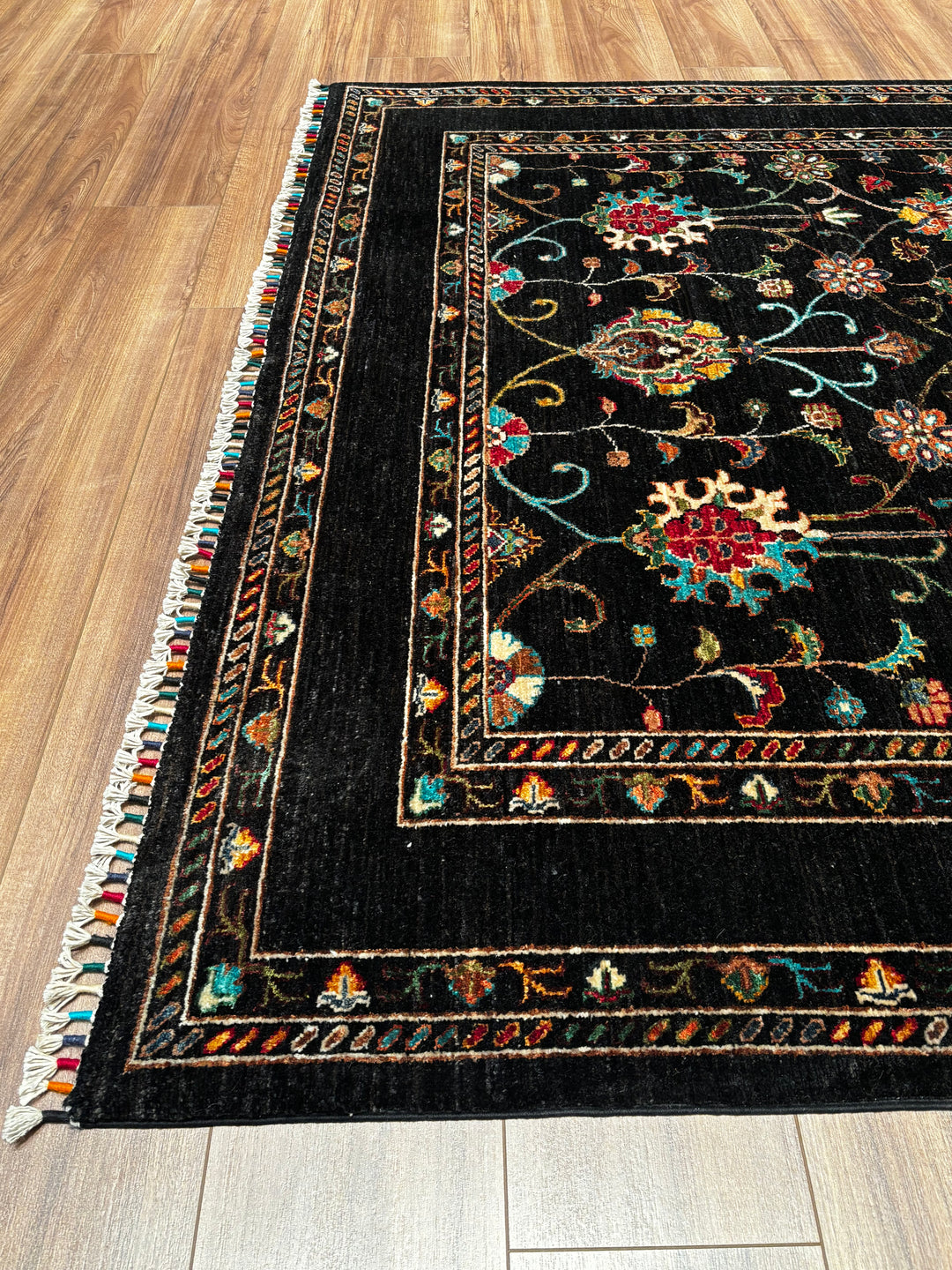 Sultani Binbirgece Orijinal El Dokuması Siyah Kök Boya Yün Halı 172x247 4.25 Metrekare - 6x8 ft