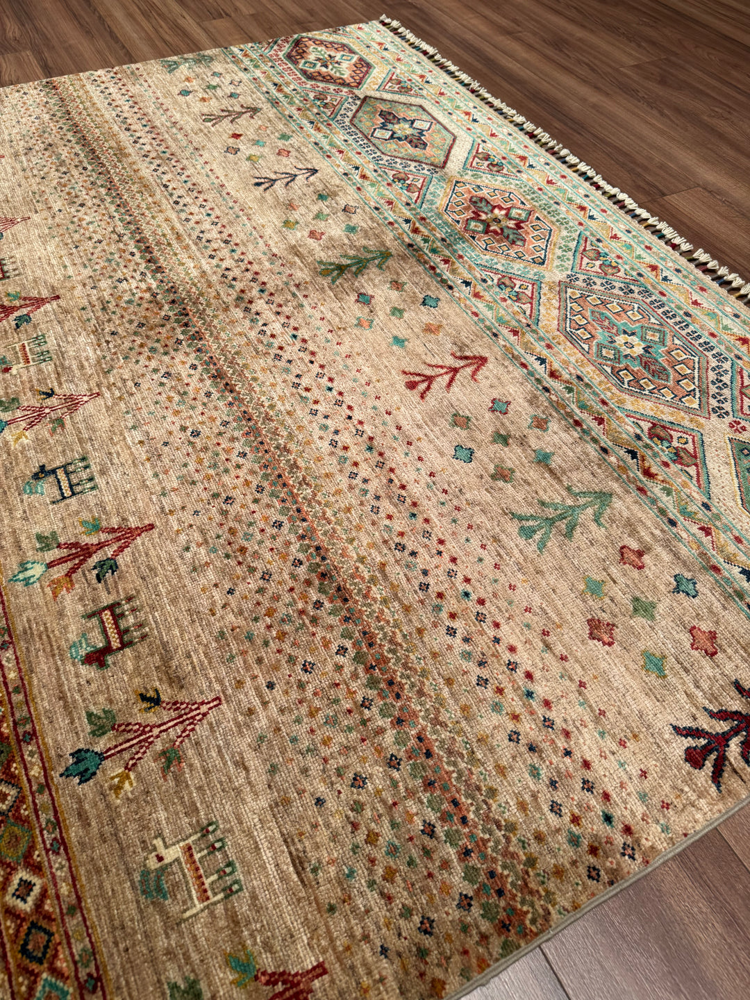 Khorjin Original Handwoven Beige Vegetable Dyed Wool Rug 173x246 cm (4.26 square meters) - 5x7 ft