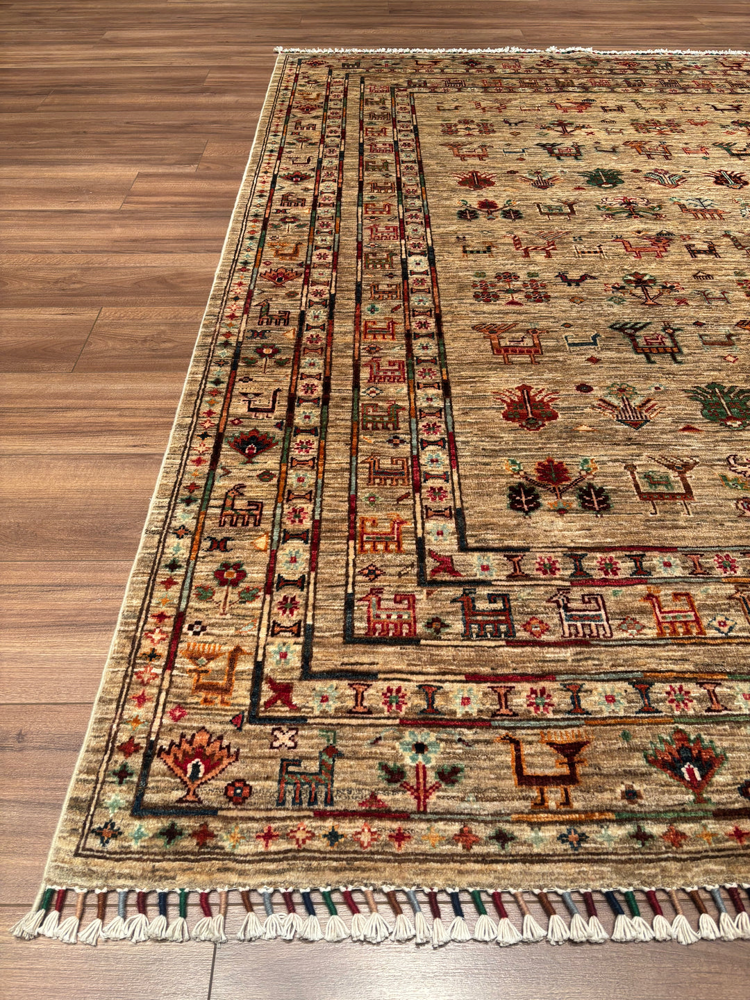 Khorjin Original Handwoven Beige Vegetable Dyed Wool Rug 174x238 cm (4.14 square meters) - 5x7 ft