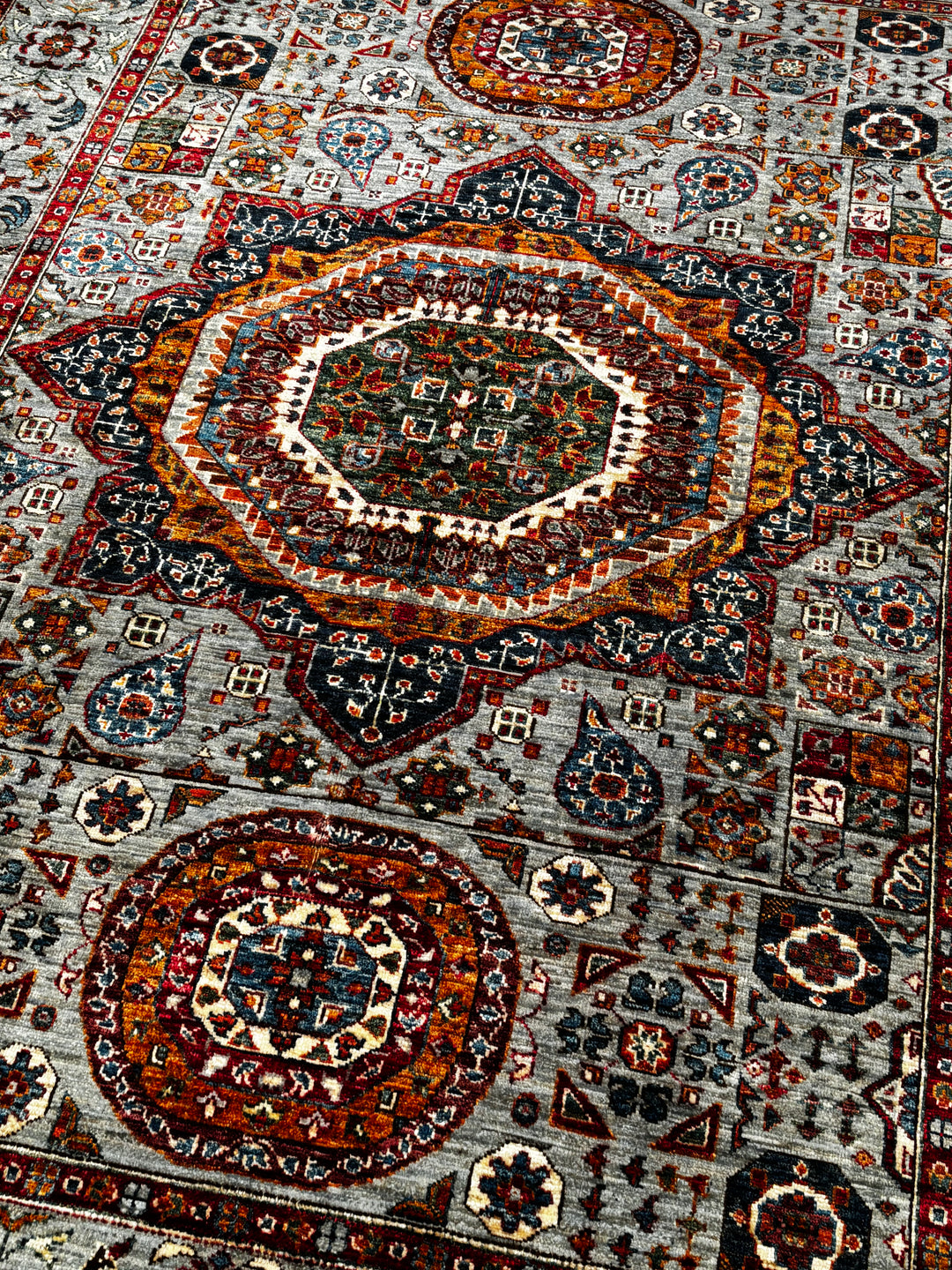 Memlük Orijinal El Dokuması Gri Kök Boya Yün Halı 181x235 4.25 Metrekare - 5x8 ft