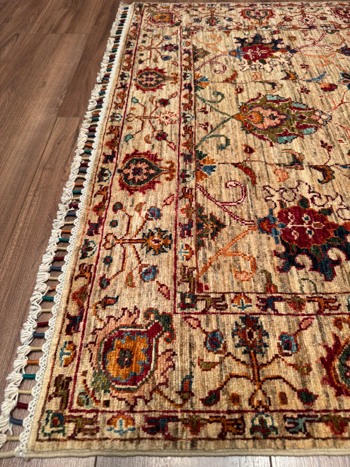 Sultani Binbirgece Orijinal El Dokuması Bej Kök Boya Yün Halı 123x185 2.28 Metrekare - 4x6 ft