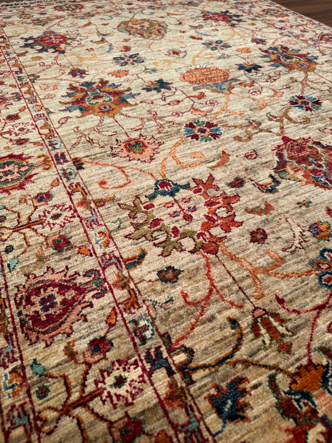 Sultani Binbirgece Orijinal El Dokuması Bej Kök Boya Yün Halı 123x185 2.28 Metrekare - 4x6 ft