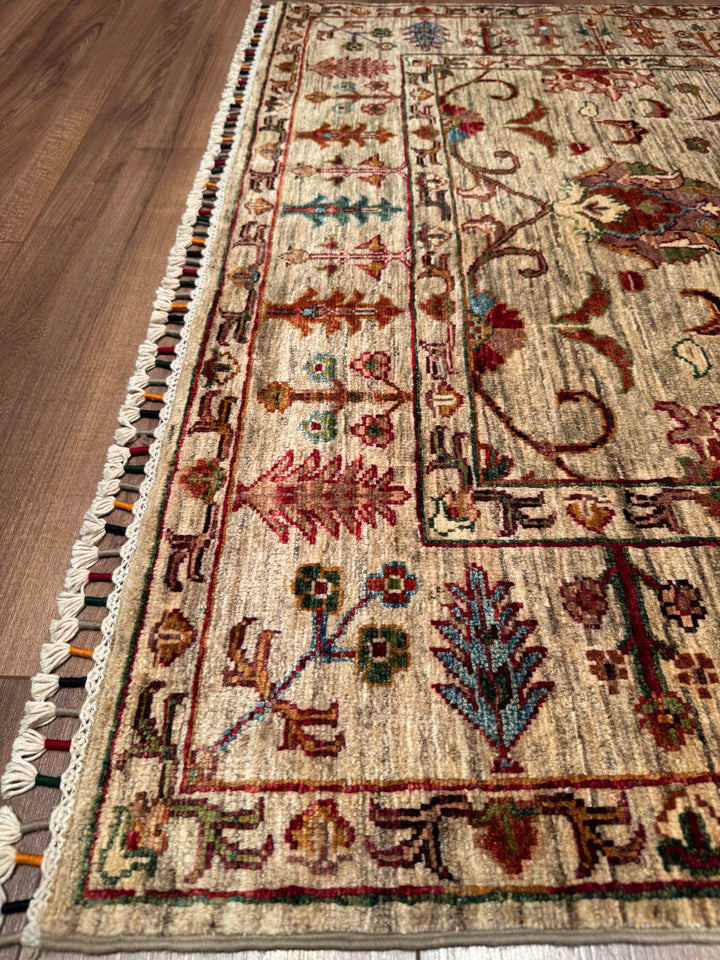 Sultani Binbirgece Orijinal El Dokuması Bej Kök Boya Yün Halı 125x191 2.39 Metrekare - 4x6 ft