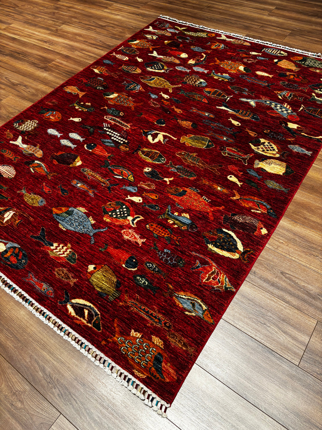Balık Orijinal El Dokuması Kırmızı Kök Boya Yün Halı 174x236 4.11 Metrekare - 6x8 ft