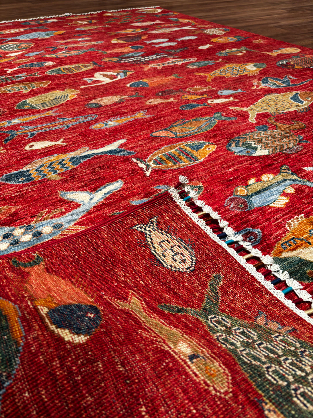 Balık Orijinal El Dokuması Kırmızı Kök Boya Yün Halı 174x236 4.11 Metrekare - 6x8 ft