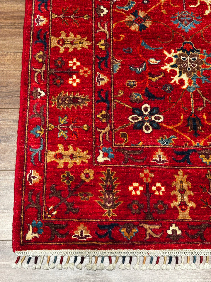 Sultani Binbirgece Orijinal El Dokuması Kırmızı Kök Boya Yün Halı 166x239 3.97 Metrekare - 5x8 ft