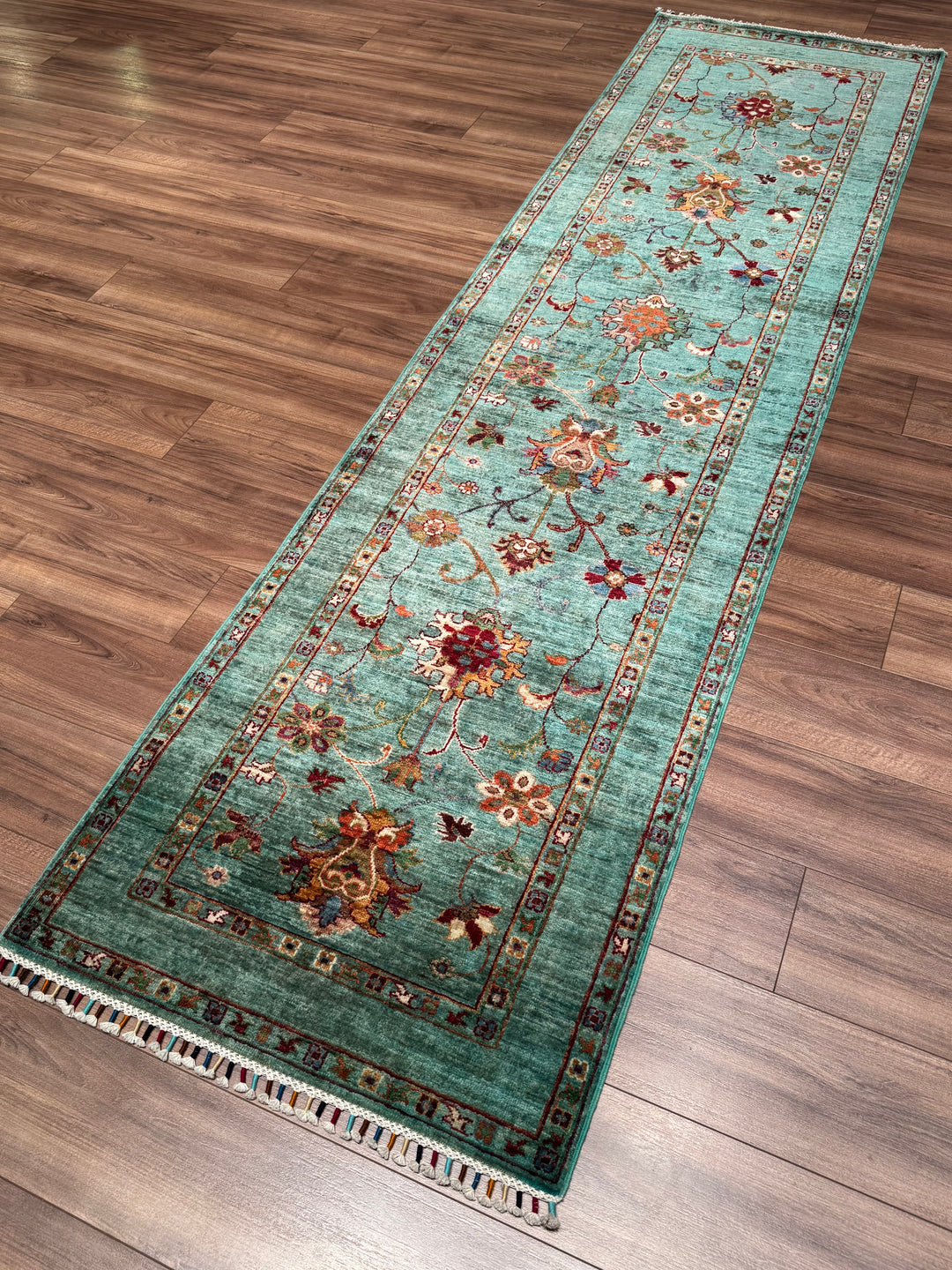 Sultani Çiçekli Yolluk Orijinal El Dokuması Turkuaz Kök Boya Yün Halı 0.83x315 2.61 Metrekare - 2x10 ft