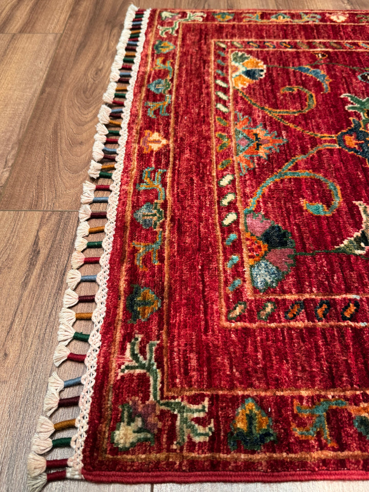 Sultani Binbirgece Yolluk Orijinal El Dokuması Kırmızı Kök Boya Yün Halı 0.75x199 1.49 Metrekare - 3x6 ft