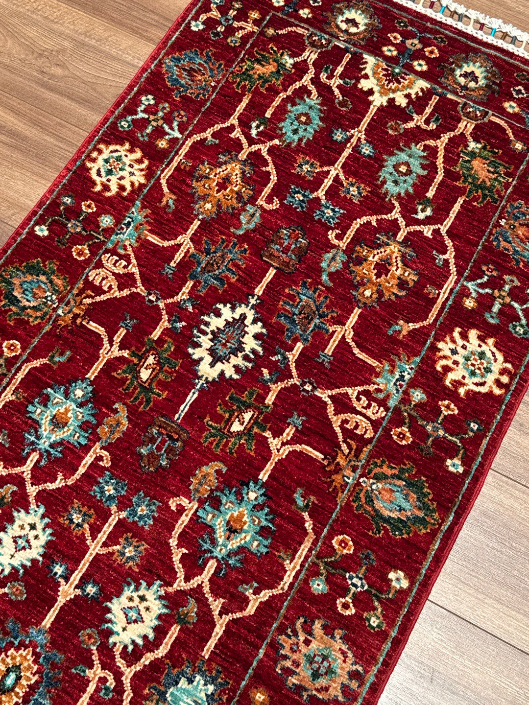 Sultani Binbirgece Yolluk Orijinal El Dokuması Kırmızı Kök Boya Yün Halı 0.73x235 1.72 Metrekare - 3x8 ft