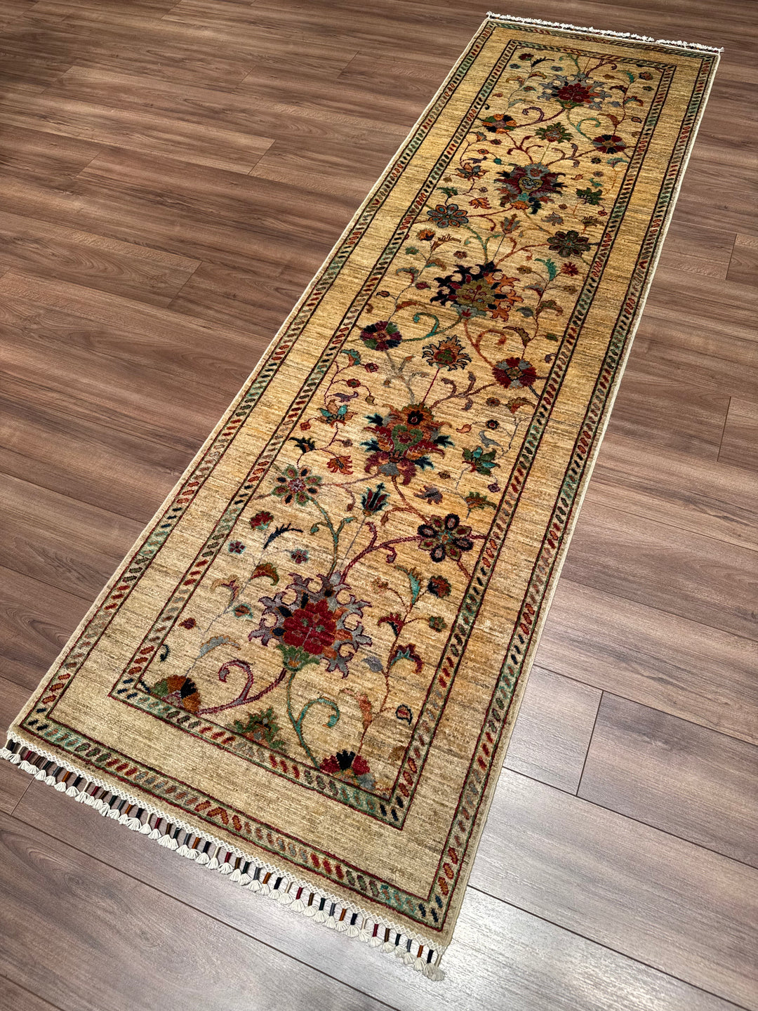 Sultani Binbirgece Yolluk Orijinal El Dokuması Bej Kök Boya Yün Halı 0.81x274 2.22 Metrekare - 3x8 ft