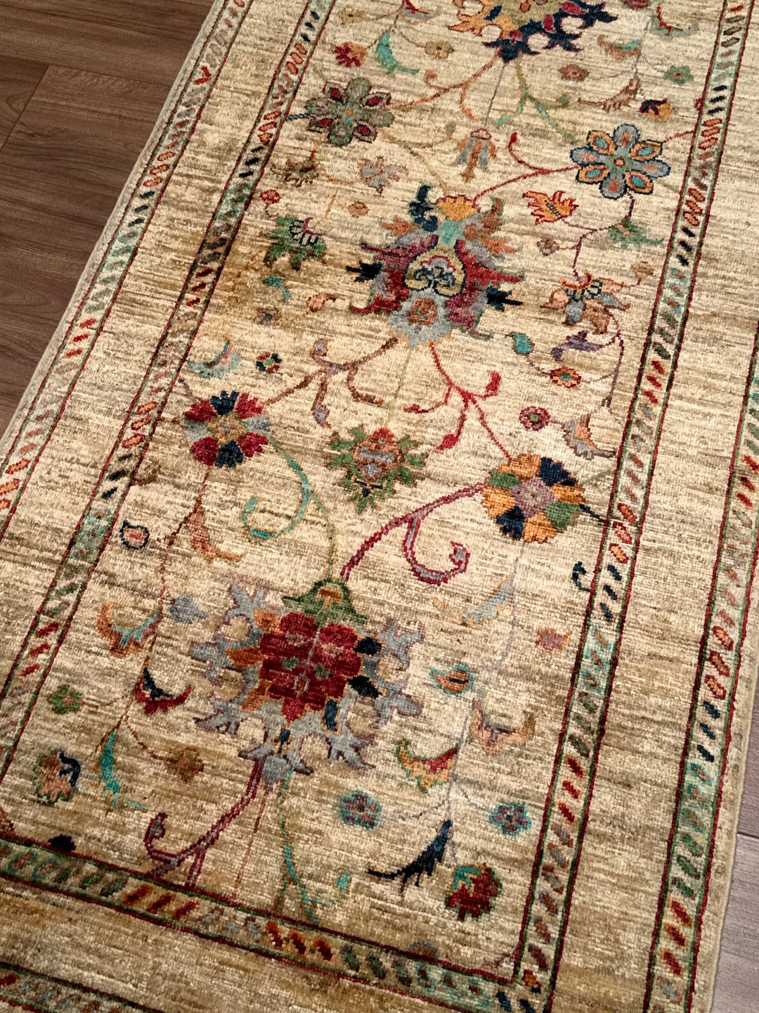 Sultani Binbirgece Yolluk Orijinal El Dokuması Bej Kök Boya Yün Halı 0.81x274 2.22 Metrekare - 3x8 ft