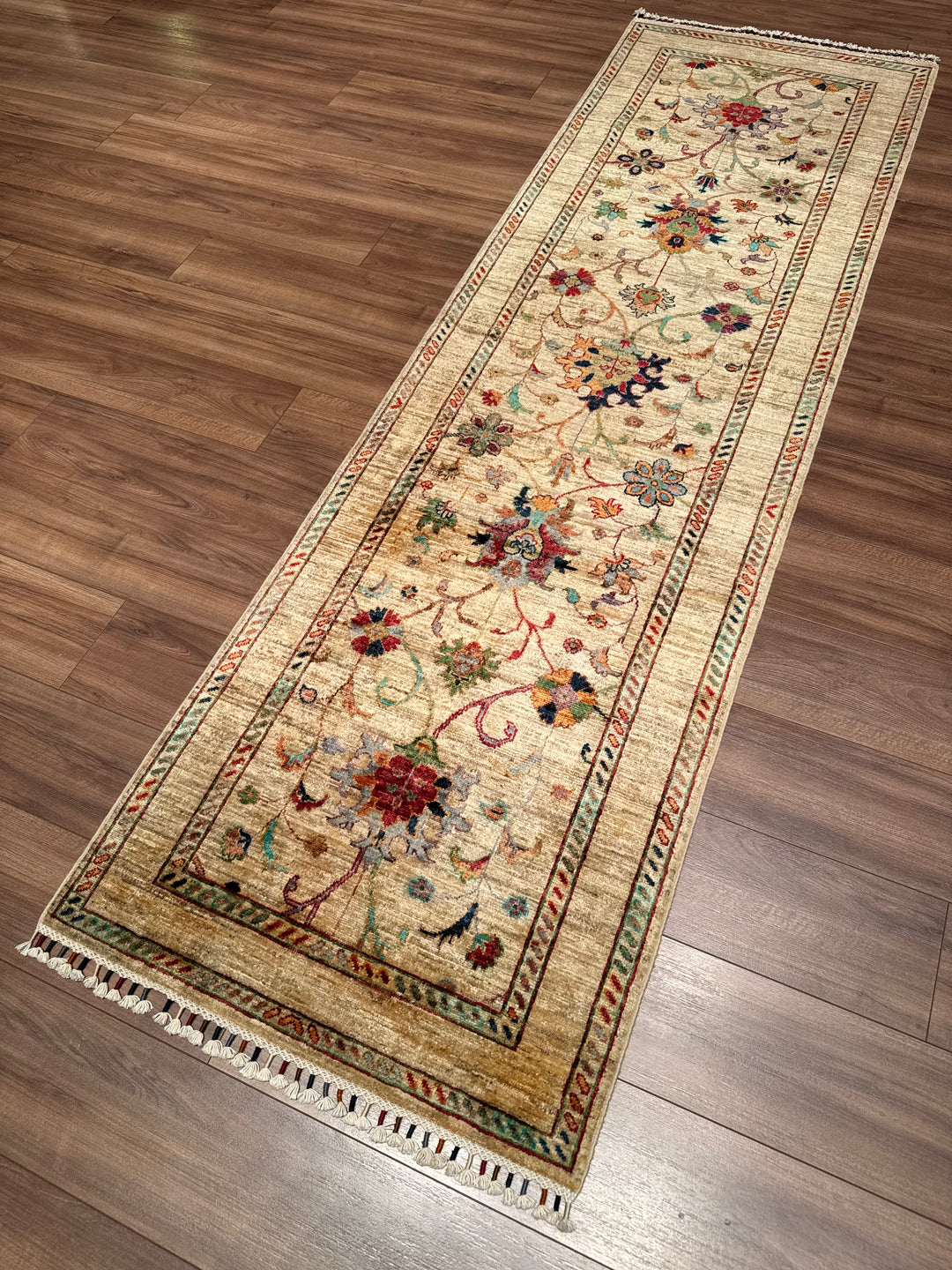 Sultani Binbirgece Yolluk Orijinal El Dokuması Bej Kök Boya Yün Halı 0.81x274 2.22 Metrekare - 3x8 ft